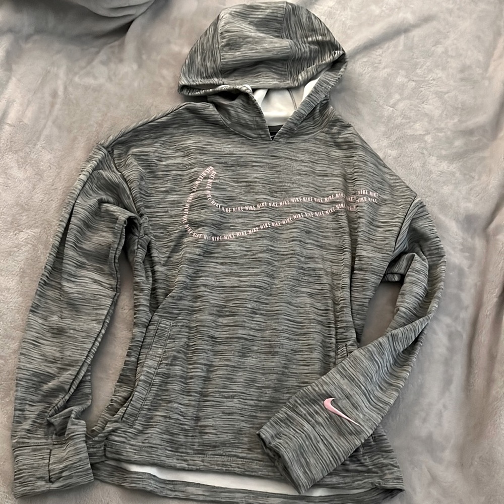 NWOT Nike hooded sweatshirt